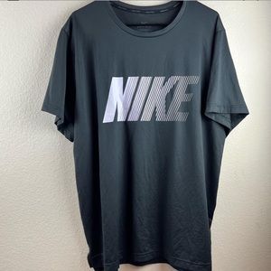 Mens Nike Pro Drifit Athletic Tee Grey Size XL
